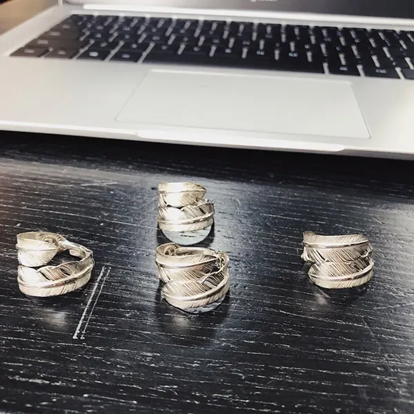 ゴローズ スーパーコピー フェザーリング ダブルフェザーリング ハンドメイド gof65814