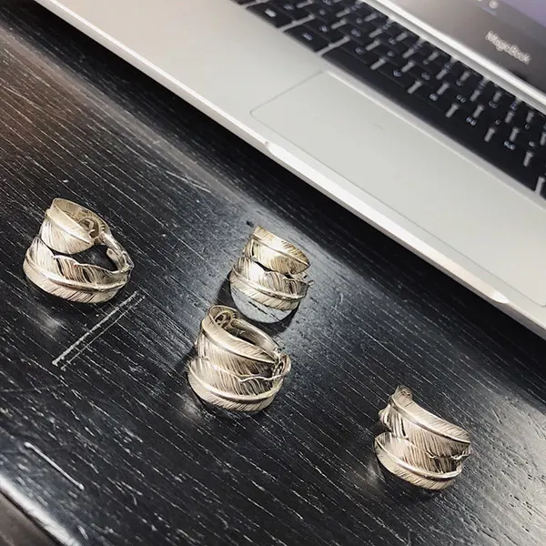 ゴローズ スーパーコピー フェザーリング ダブルフェザーリング ハンドメイド gof65814