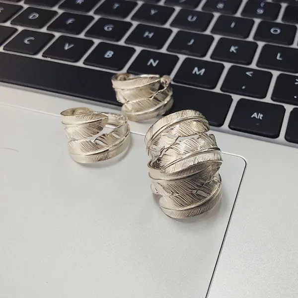ゴローズ スーパーコピー フェザーリング ダブルフェザーリング ハンドメイド gof65814