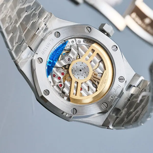 オーデマピゲ ロイヤルオーク15500 41mm KAWSコラボ 偽物 Odf56028