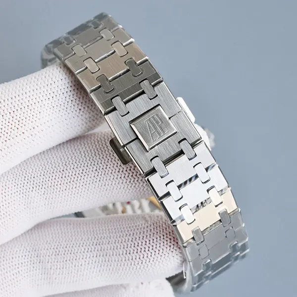 オーデマピゲ ロイヤルオーク15500 41mm KAWSコラボ 偽物 Odf56028