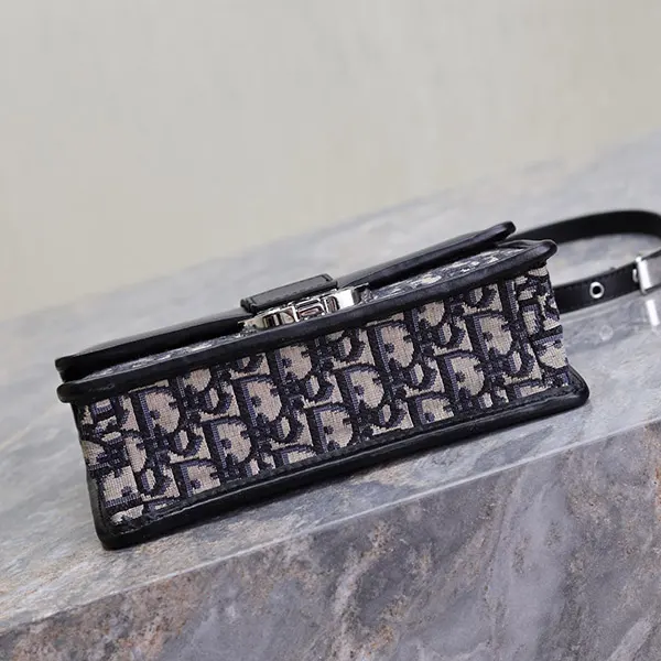 優雅で気品溢れる♪【ディオール】30 Montaigne East-West バッグ 偽物 m9334pdds