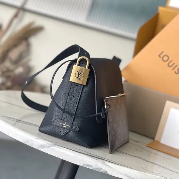 ルイヴィトン コピー★Low Key★ショルダーバッグ M13148