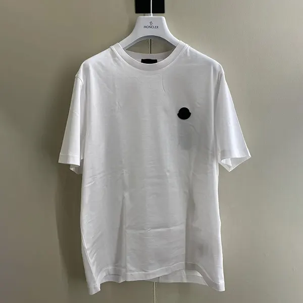 モンクレール 縦型のロゴプリント 偽物 クルーネック 半袖Tシャツ 3色 j10918