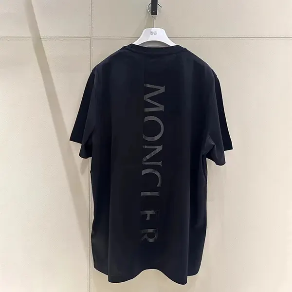モンクレール 縦型のロゴプリント 偽物 クルーネック 半袖Tシャツ 3色 j10918