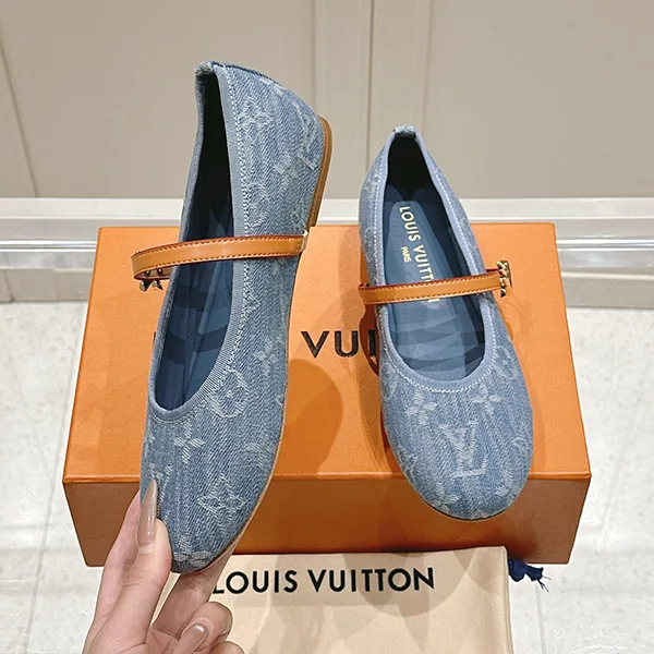 プレゼント最適ルイヴィトン ロミー フラット バレリーナ パロディ モノグラムデニム 1ADIBD