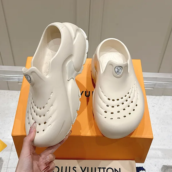 ルイヴィトン LVサークル☆サンダル スリッポン 1ACX35