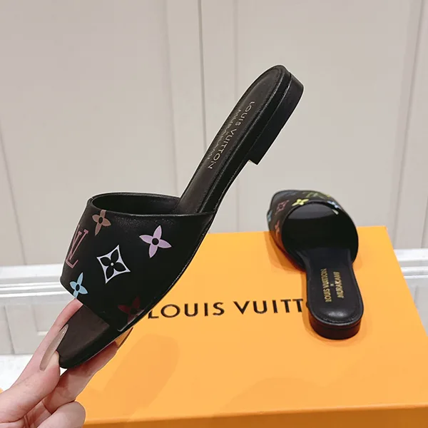 使い勝手良しコラボ限定 ルイヴィトン LV x TM 6AM フラットミュール 黒 コピー 1AGVX8