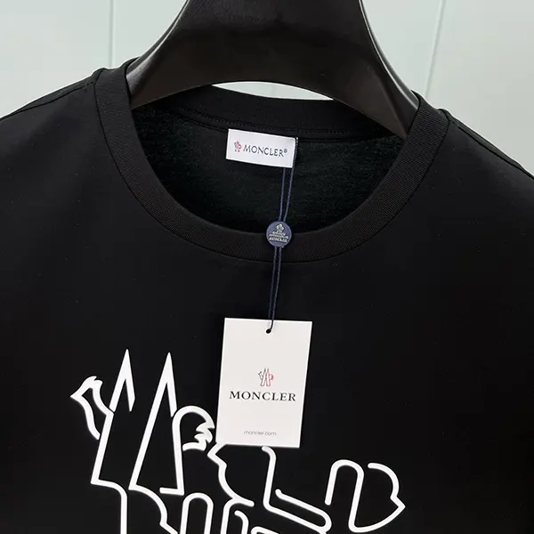 【大特価】モンクレール n級品 プリントロゴモチーフ Tシャツ moq18435