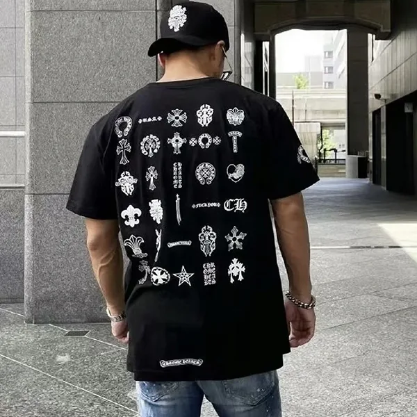 超話題★クロムハーツ★インパクトのMulti Logo Tシャツ 偽物★ Kuh32431