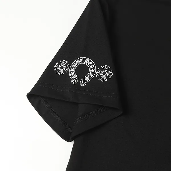 超話題★クロムハーツ★インパクトのMulti Logo Tシャツ 偽物★ Kuh32431