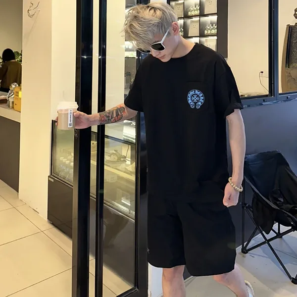 超人気状態!【クロムハーツ 】トリプルクロス Tシャツ N級品 半袖 Kut74547