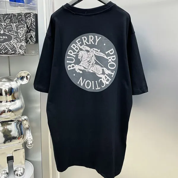 バーバリー EKDバッジ コットンTシャツ コピー 3色 81090891