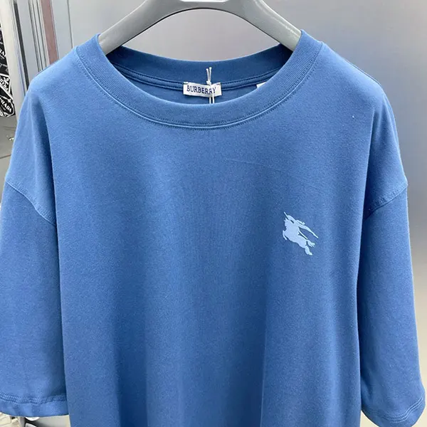 バーバリー EKDバッジ コットンTシャツ コピー 3色 81090891