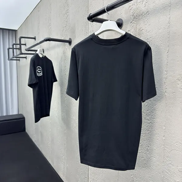 送料込 モンクレール 激安 Cartoon ロゴ入りコットンTシャツ mot68005