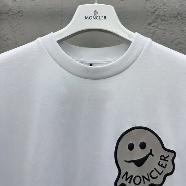 可愛い モンクレール Cartoon ロゴ入りコットンTシャツ コピー moy41491