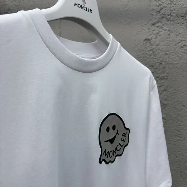 可愛い モンクレール Cartoon ロゴ入りコットンTシャツ コピー moy41491