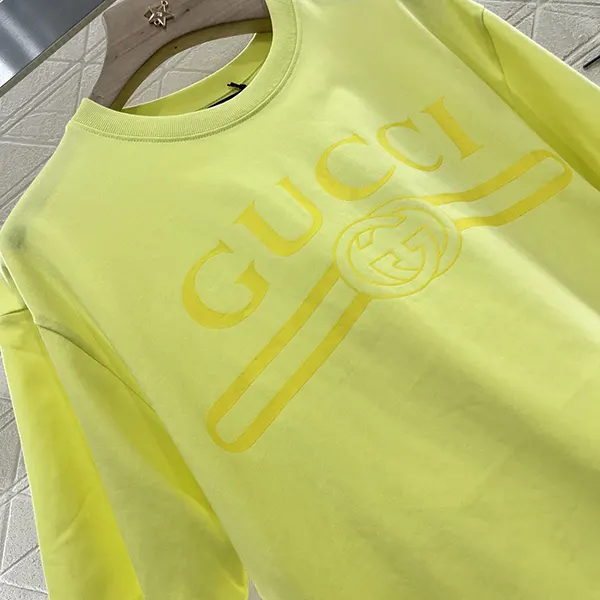 高級ブランド グッチ コットンジャージー プリント Tシャツ gua81751