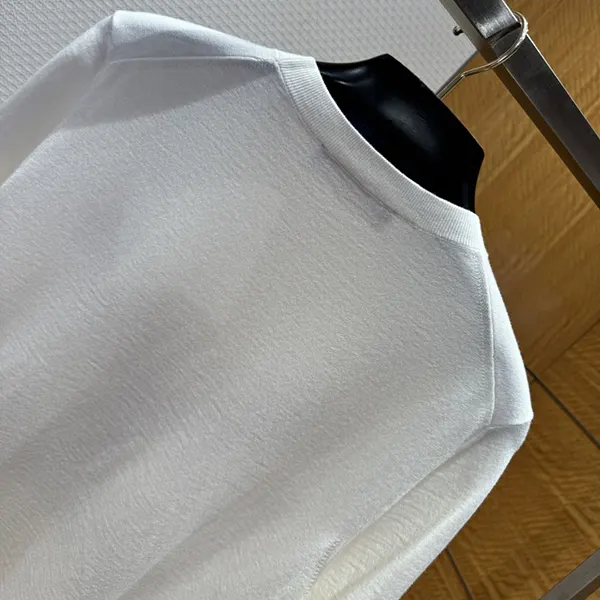 【使い勝手抜群】ルイヴィトン Tシャツ スーパーコピー 半袖 vup35301