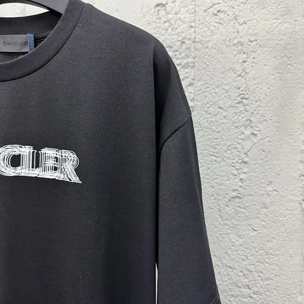 注目★ モンクレール Tシャツ コピー 半袖 ロゴ mog90355