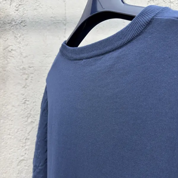 おすすめ ルイヴィトン エンボスLV Tシャツ n級品 vux15886