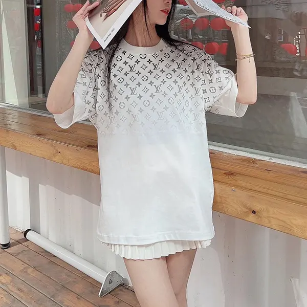 送料込 ルイヴィトン グラデーション コットンTシャツ 激安 vux87646