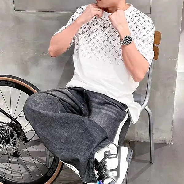 送料込 ルイヴィトン グラデーション コットンTシャツ 激安 vux87646