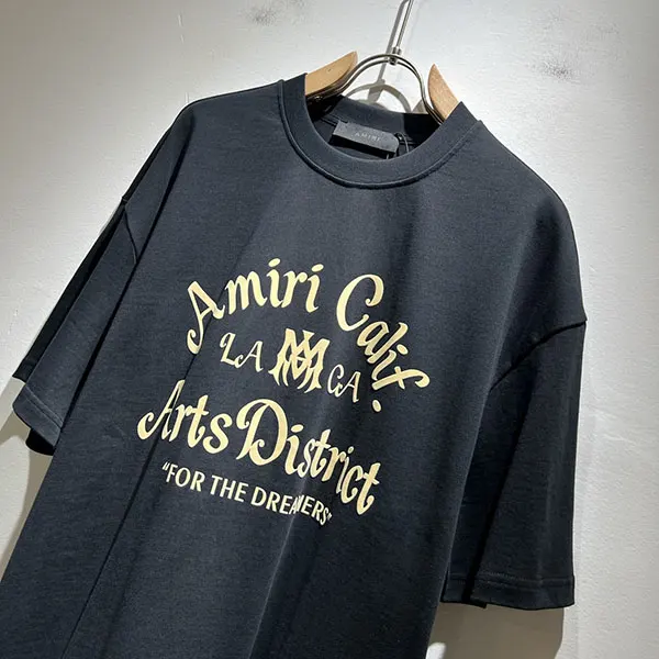 アミリ アーツ ディストリクト ショート Tシャツ クルー "ブラック" amr68937