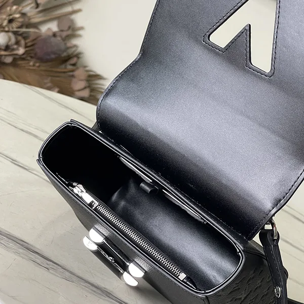 定番ルイヴィトン パチモン LV ツイスト チェーン付ショルダーバッグ ホワイト M1434