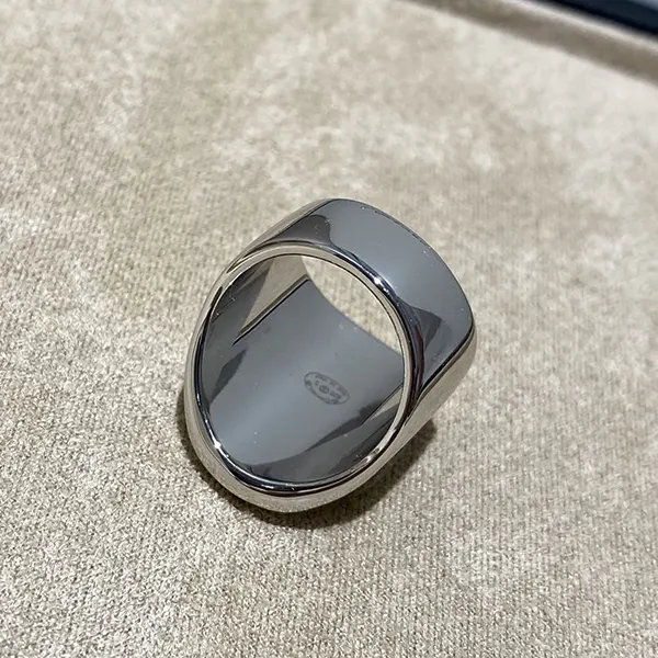 確保済み シャネル CCロゴ シグネットリング 激安 シルバー shs87104