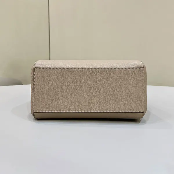 ブティック♪ フェンディ Origami ミディアム 激安 トートバッグ fev39277