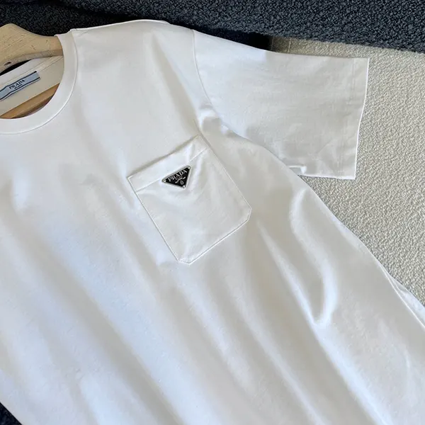 注目★ プラダ T-shirt クルーネック コピー コットンTシャツ pud29860