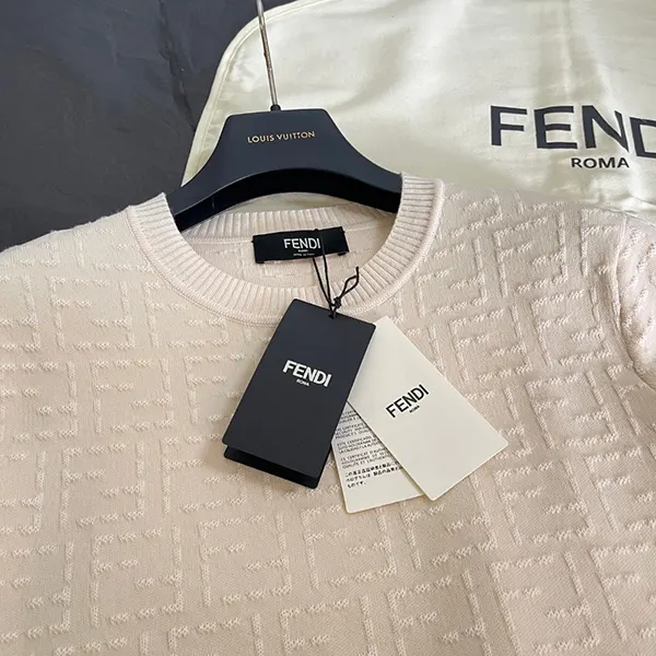 フェンディ コピー FFダークブルーコットンクルーネック半袖セーター fea74498
