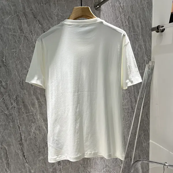 【大特価】モンクレール レザーロゴ コットンジャージーTシャツ mod07881