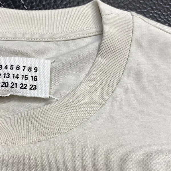 すぐ届 メゾン マルジェラ エンブロイダーロゴ Tシャツ 偽物 オーバーサイズ Mag24429