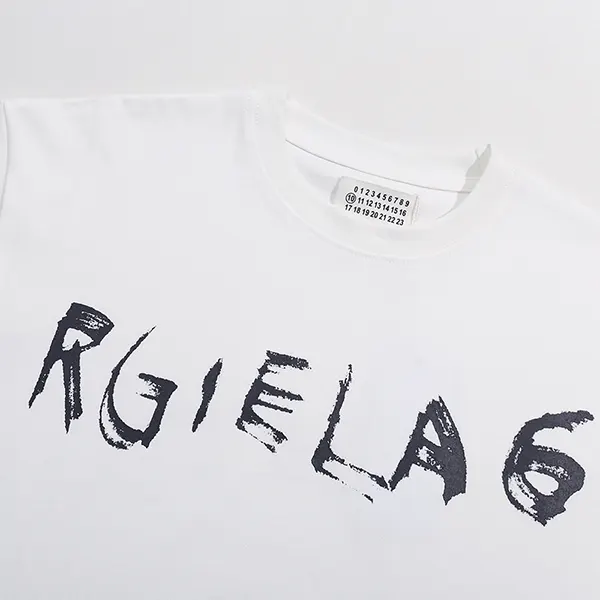 n級 おすすめ エムエムシックス ロゴ Tシャツ スーパーコピー 半袖 Maa58681