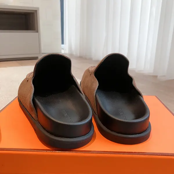 エルメス スエード コピー ミュール《ヨハン》 erl99179