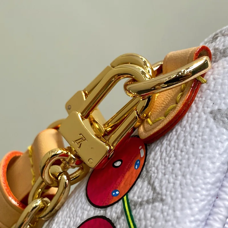 確保済みルイヴィトン LV × TM ウォレット オン チェーン・アイビー 贋物 M14239