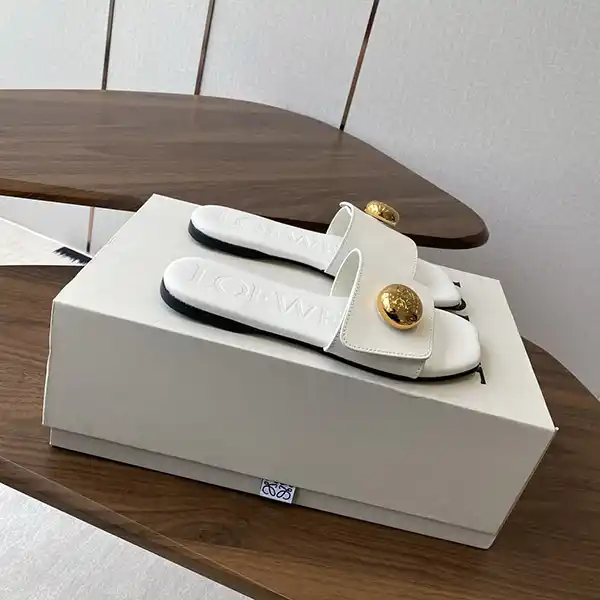 ロエベ ペブル スライド サンダル コピー ソフトカーフ ロゴ 4色 L815465XB0