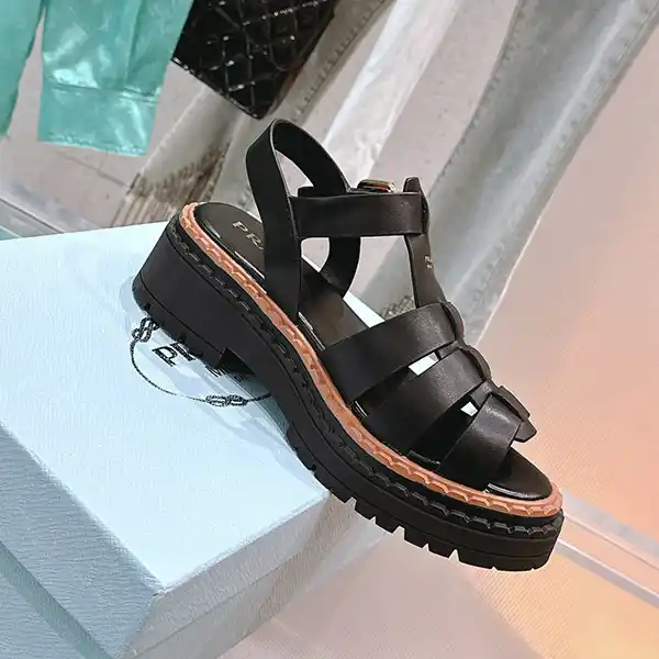 大人気!プラダ レザーフィッシャーマンサンダル コピー Sandal Black pud69994