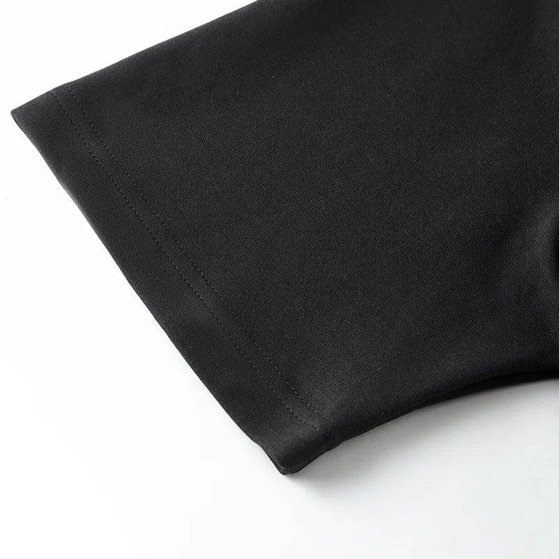 【使い勝手抜群】プラダ n級品 オーバーサイズフィット◆ クルーネック コットン Tシャツ pum48074