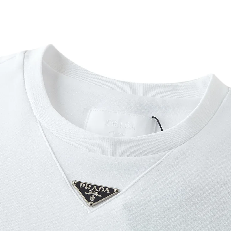 プレゼント最適プラダ オーバーサイズフィット◆ クルーネック コットン Tシャツ 偽物 pui71442