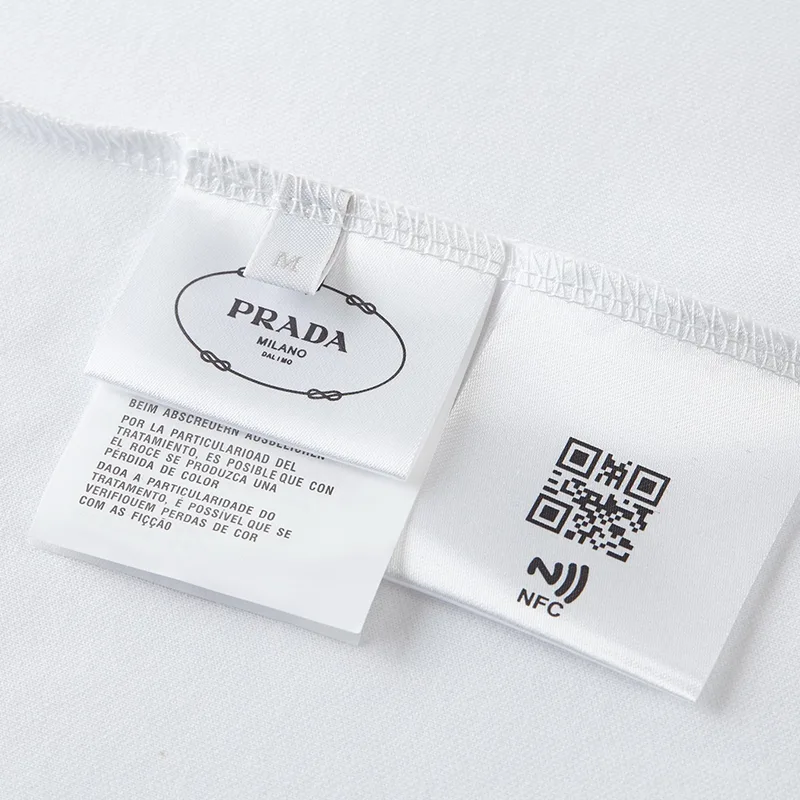 プレゼント最適プラダ オーバーサイズフィット◆ クルーネック コットン Tシャツ 偽物 pui71442