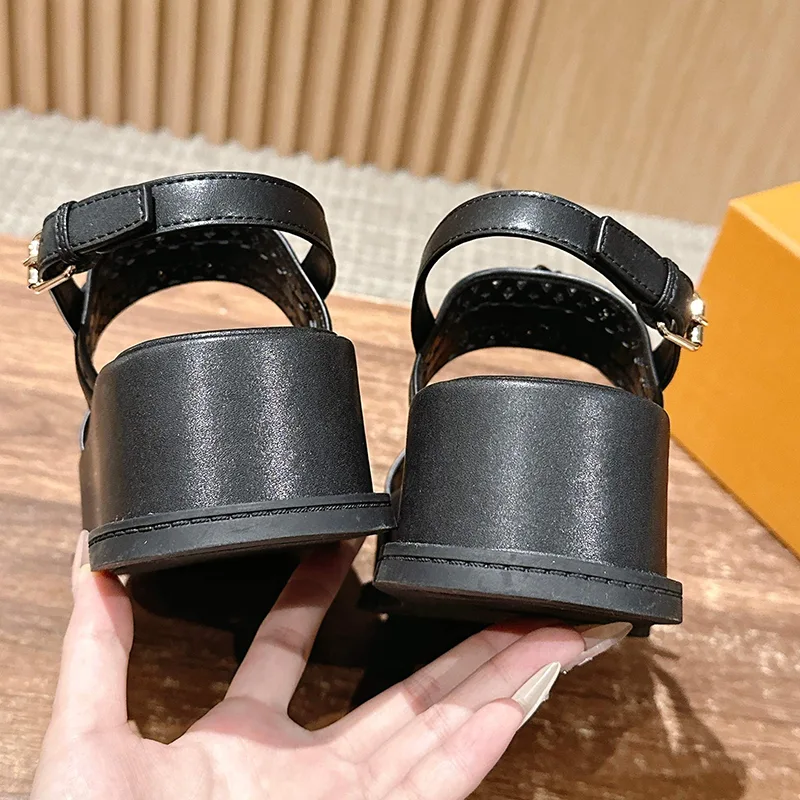 すぐ届ルイヴィトン マヤ サンダル ヒール 3.5cm n級品 1AGXVF