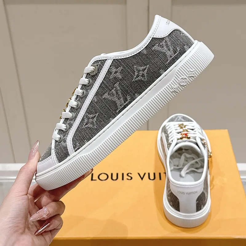 送料込ルイヴィトン n級品 LV ラグーン スニーカー vua42697