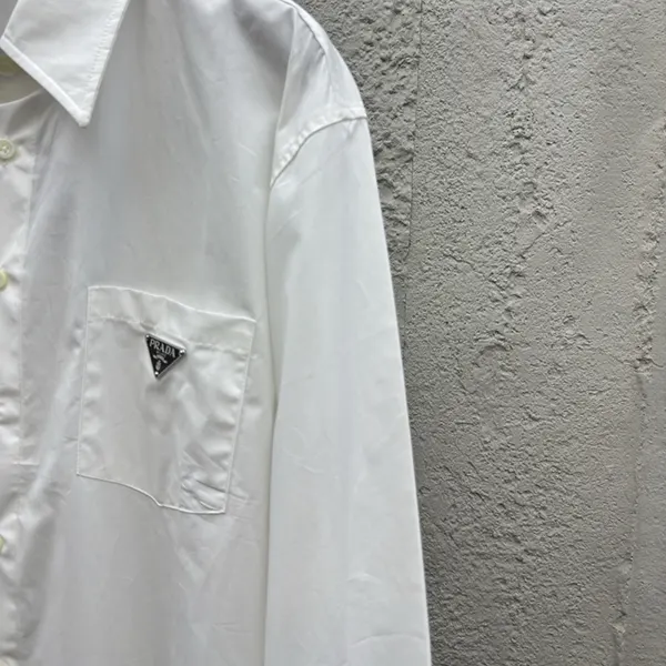 激安価格!プラダ ポプリン スーパーコピー シャツ pue99420