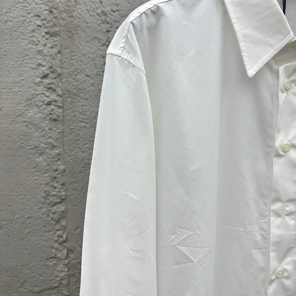 激安価格!プラダ ポプリン スーパーコピー シャツ pue99420