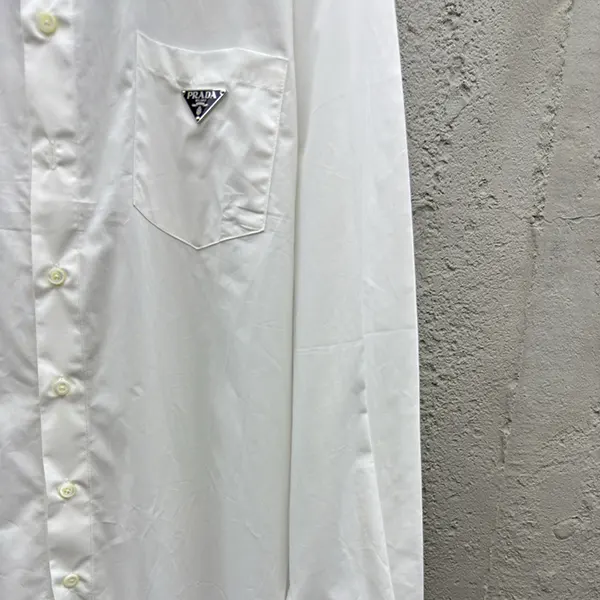 激安価格!プラダ ポプリン スーパーコピー シャツ pue99420