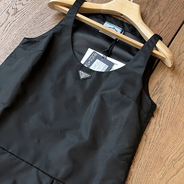 セール新作 プラダ Re-Nylon コピー ショートドレス puh67414