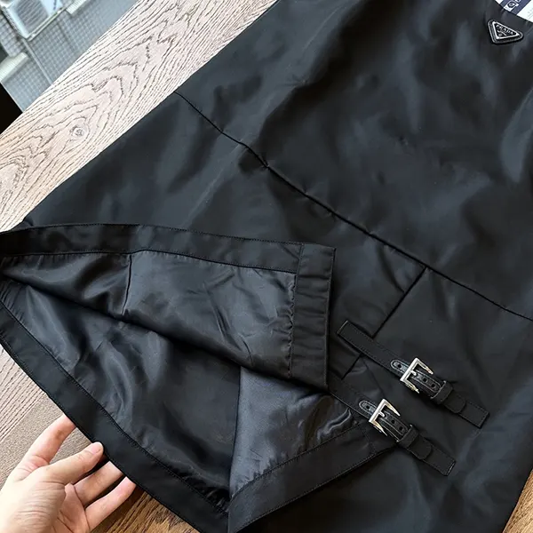 セール新作 プラダ Re-Nylon コピー ショートドレス puh67414